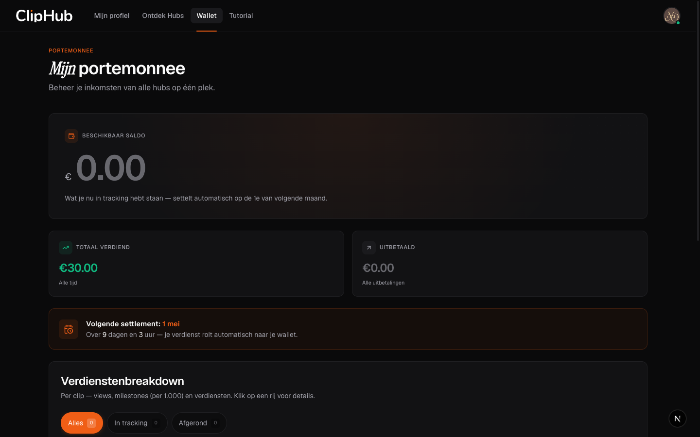 Je wallet-pagina met beschikbaar saldo, totaal verdiend en volgende settlement